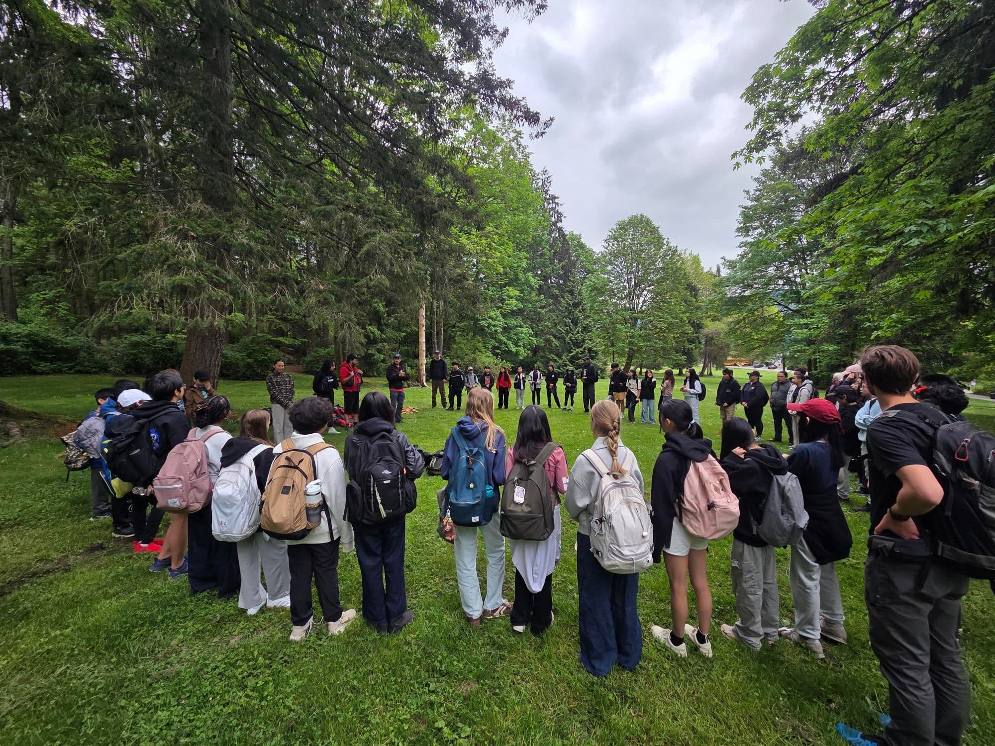 Takaya Tours-Canoeing and Walking Tour